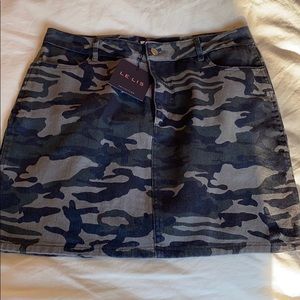 Camouflage skirt new